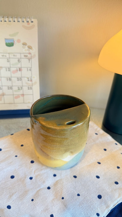 To Go Cup x Sea Melt x Thumb press